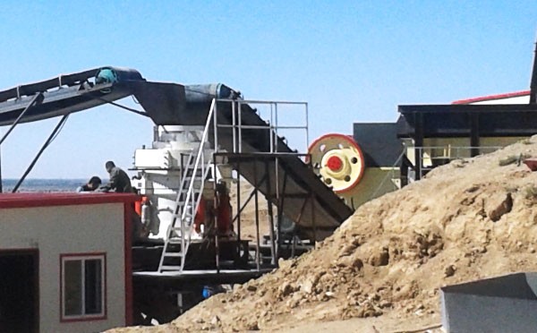 河南新鄉(xiāng)350t/h花崗巖破碎生產線加工優(yōu)勢