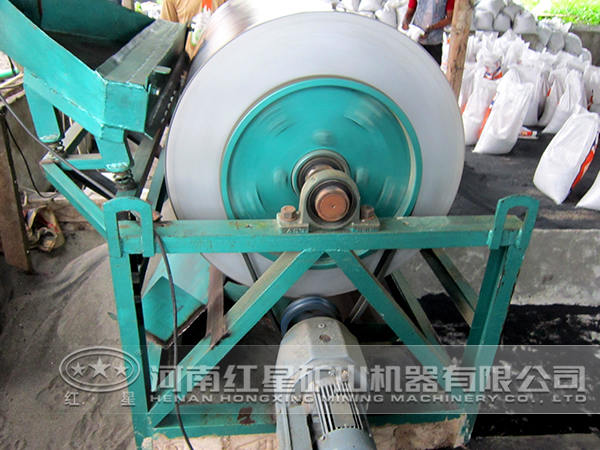 日產(chǎn)300噸煤泥烘干機(jī)多少錢(qián)