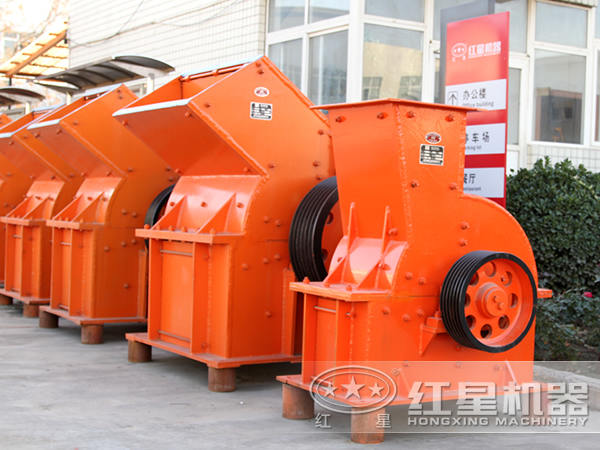 不同型號的石膏錘式破碎機(jī)