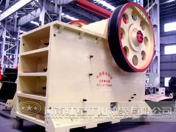 鋁土礦破碎機展示圖