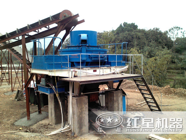 VSI新型制砂機工作現場圖