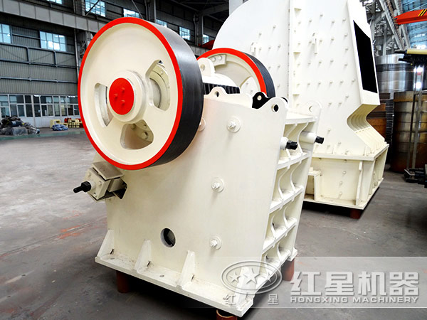 顎式破碎機(jī)