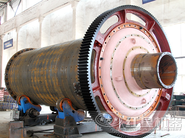 鐵礦球磨機內(nèi)部結(jié)構