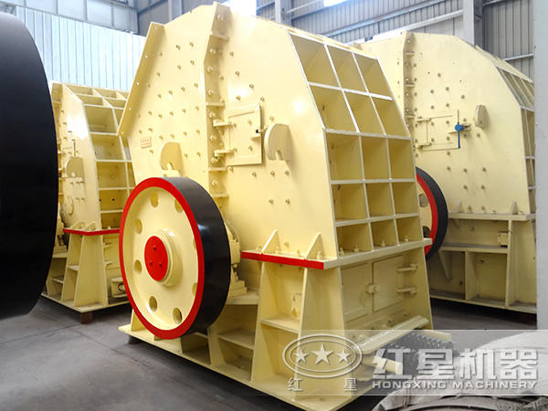 錘式破碎機背部