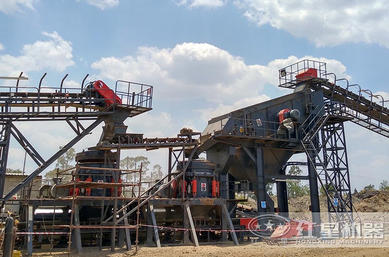 圓錐破碎機工作現場圖片