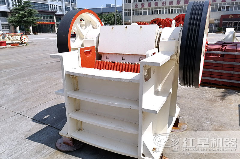 顎式破碎機是粗碎專用設備 顎式破碎機是粗碎專用設備