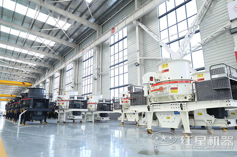 時產(chǎn)300噸制砂機型號規(guī)格_多少錢一臺？