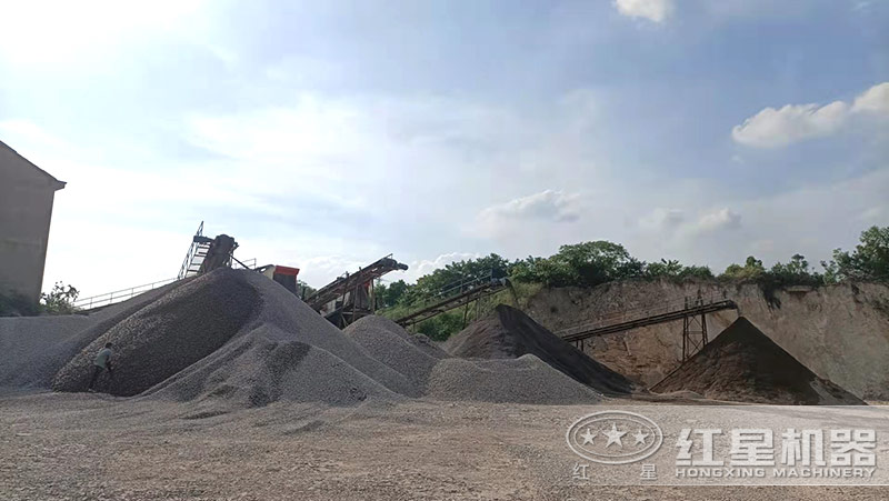 碎石機(jī)加工石頭視頻，全套設(shè)備多少錢