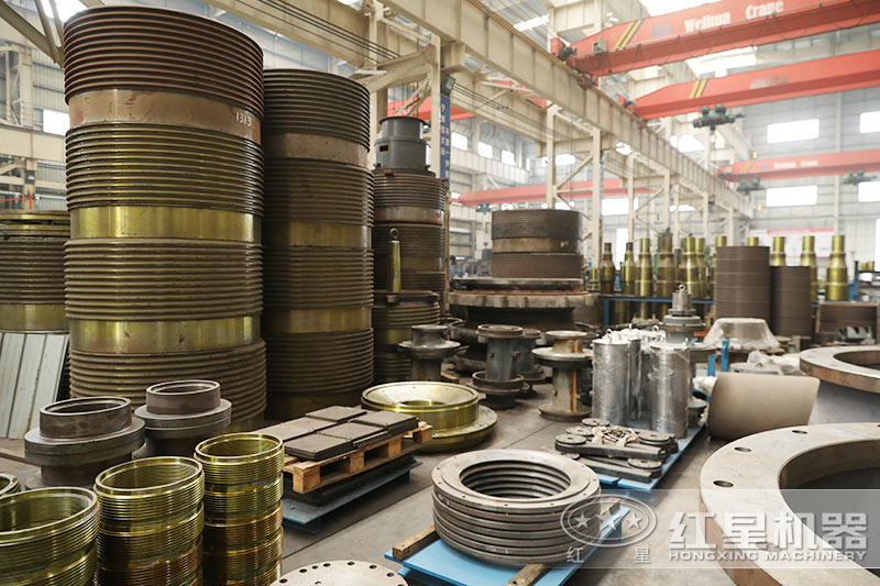 紅星機器花崗巖破碎機生產車間