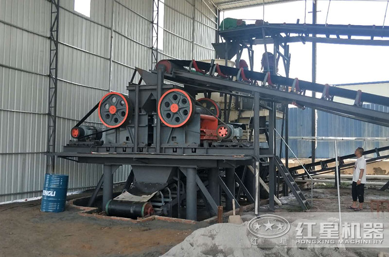 石子機工作現場，采用技術先進，環保效果顯著