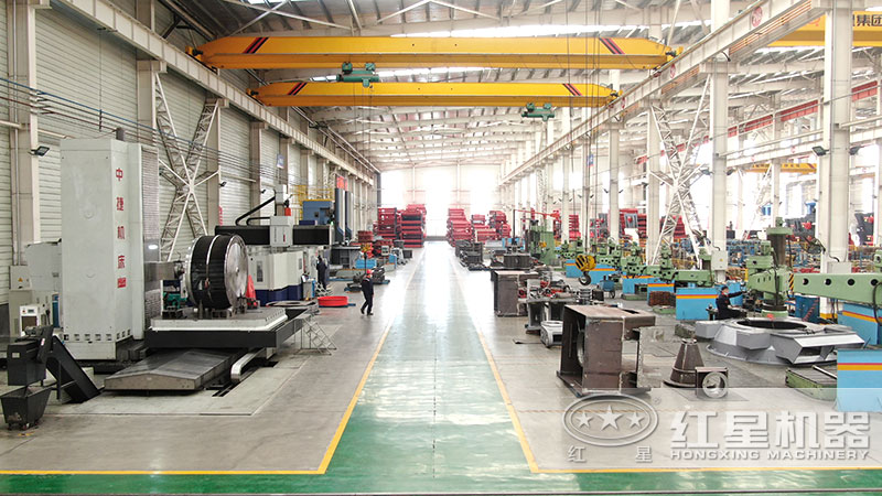 紅星機(jī)器小型石頭碎沙機(jī)生產(chǎn)車間 紅星機(jī)器小型石頭碎沙機(jī)生產(chǎn)車間