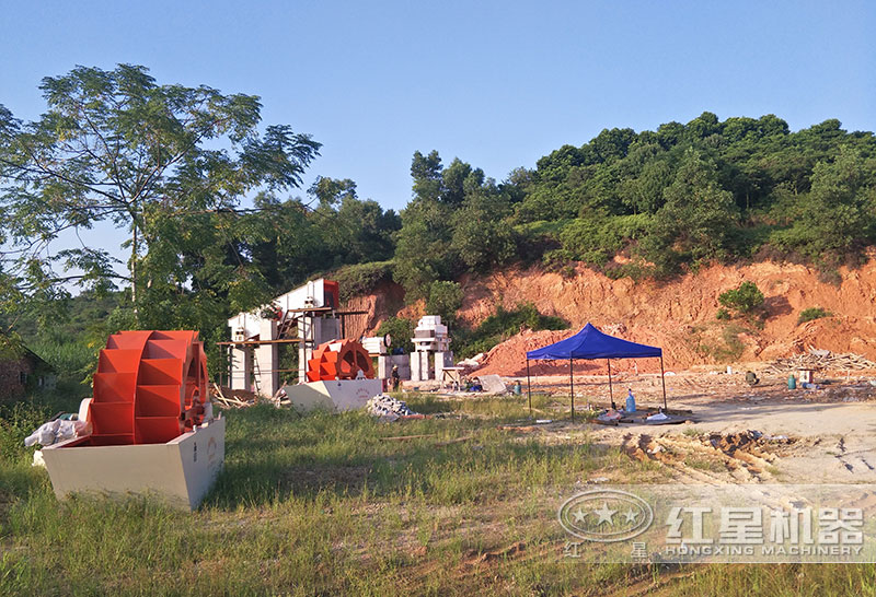 一套洗砂機設(shè)備客戶安裝現(xiàn)場 一套洗砂機設(shè)備客戶安裝現(xiàn)場