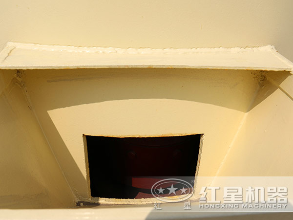 莫來石雷蒙磨粉機細節(jié)展示圖