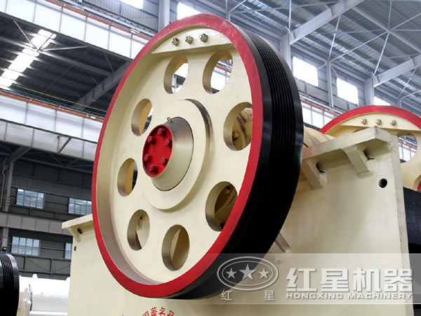 飛輪的設(shè)計美觀大氣