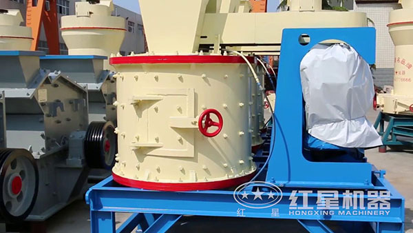 復(fù)合式破碎機(jī)實(shí)拍