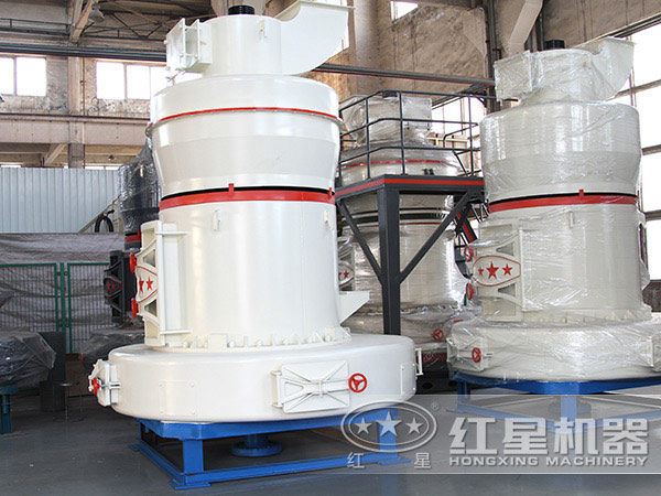 雷蒙磨粉機(jī)生產(chǎn)車間