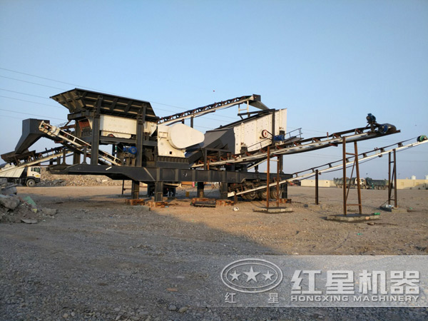 移動石子生產(chǎn)線現(xiàn)場
