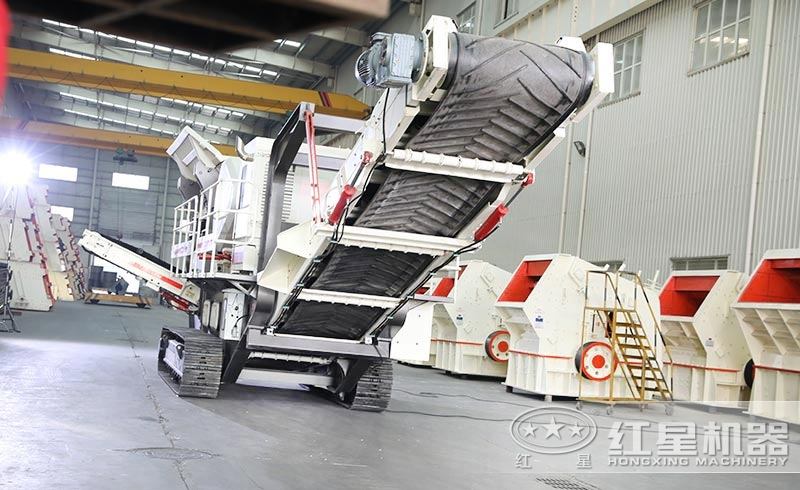 履帶式移動破碎站車間