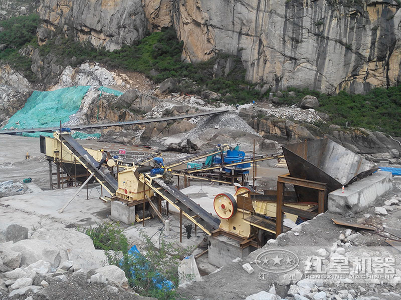 巖石制砂生產(chǎn)線實(shí)拍圖1