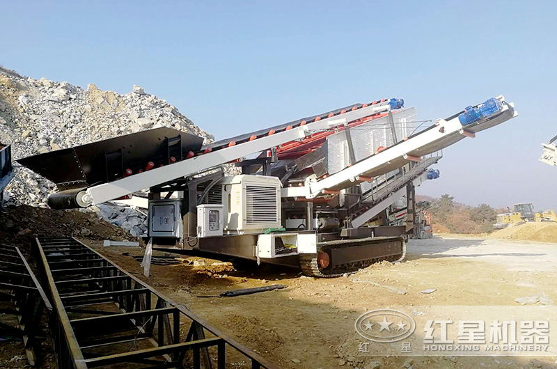 履帶停靠穩穩當當