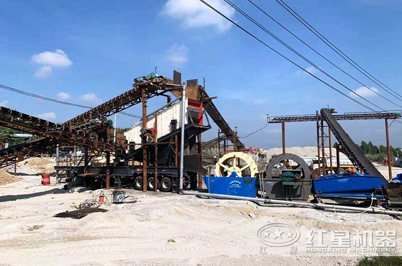 配洗沙工藝的移動制沙現場