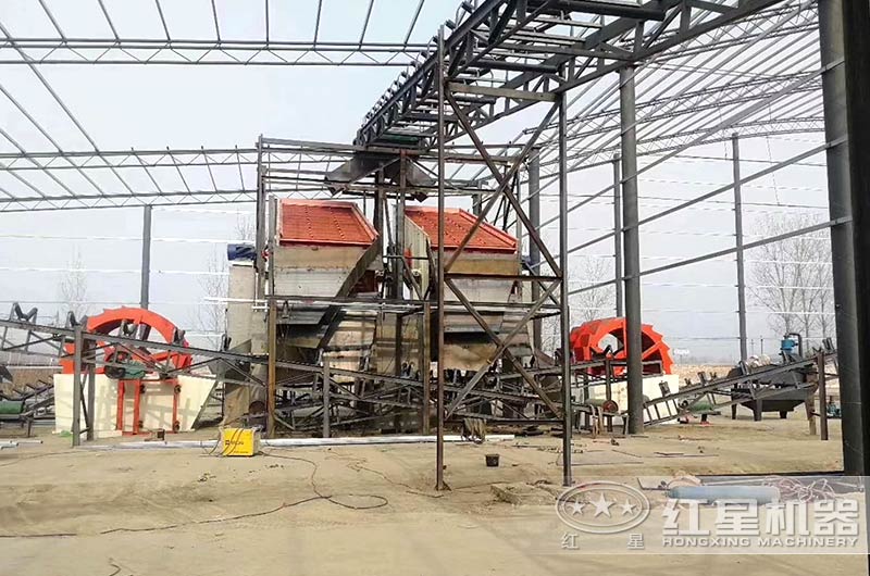 配置兩臺水洗沙子機(jī)的現(xiàn)場