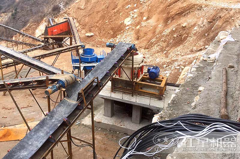 硬石料碎石制沙生產(chǎn)線現(xiàn)場