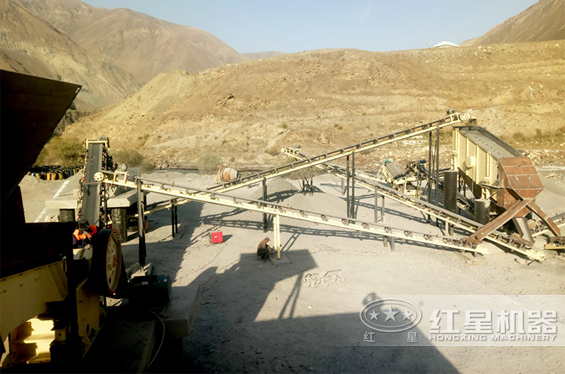 花崗巖破碎生產線現場