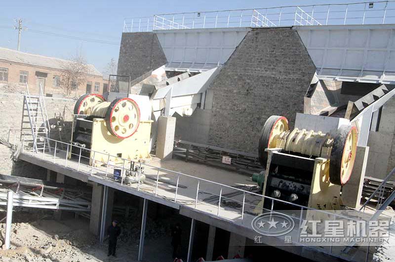 山東日產萬噸石子加工廠現場