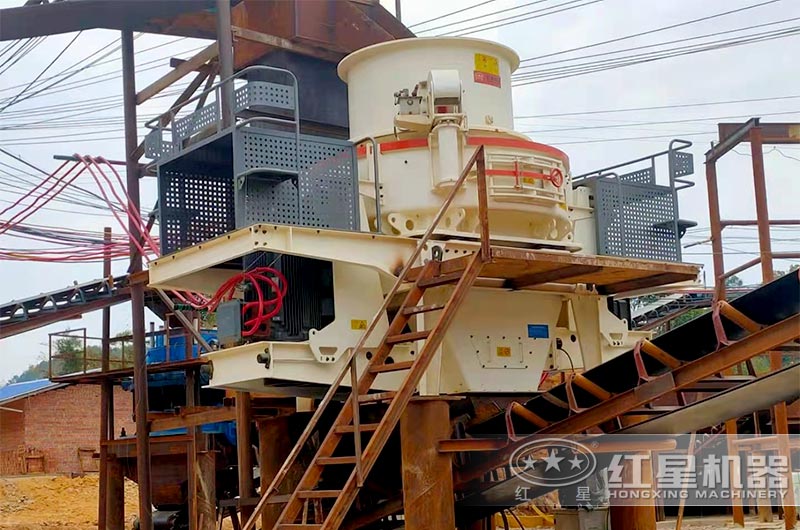 立軸沖擊式破碎機設(shè)備