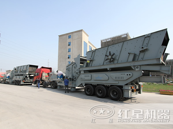 建筑垃圾移動式破碎機發貨圖